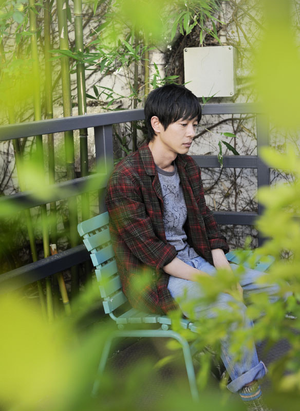 俳優のポートレート_加瀬亮