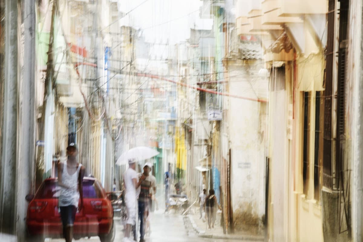 キューバの旅写真_ハバナに降る雨