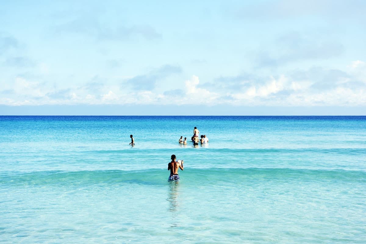 キューバの旅写真_バラデロの海