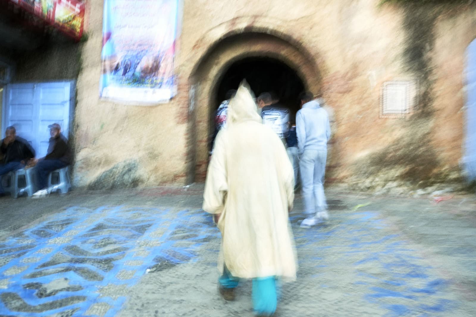 モロッコの旅写真_シャウエンの男01
