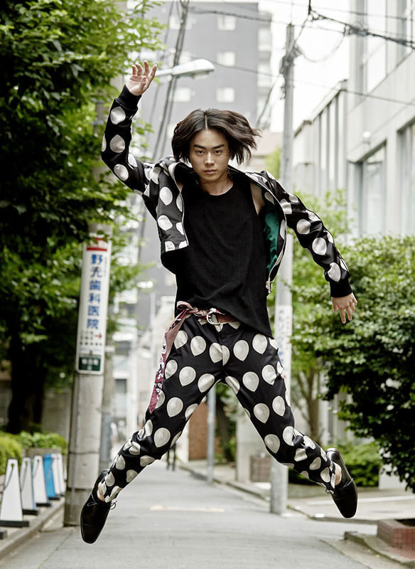 俳優のポートレート_菅田将暉