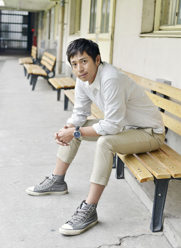 俳優のポートレート_徳井義実